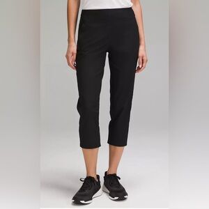 Lululemon Warpstreme Multi-Pocket Mid-Rise Golf Crop 24"